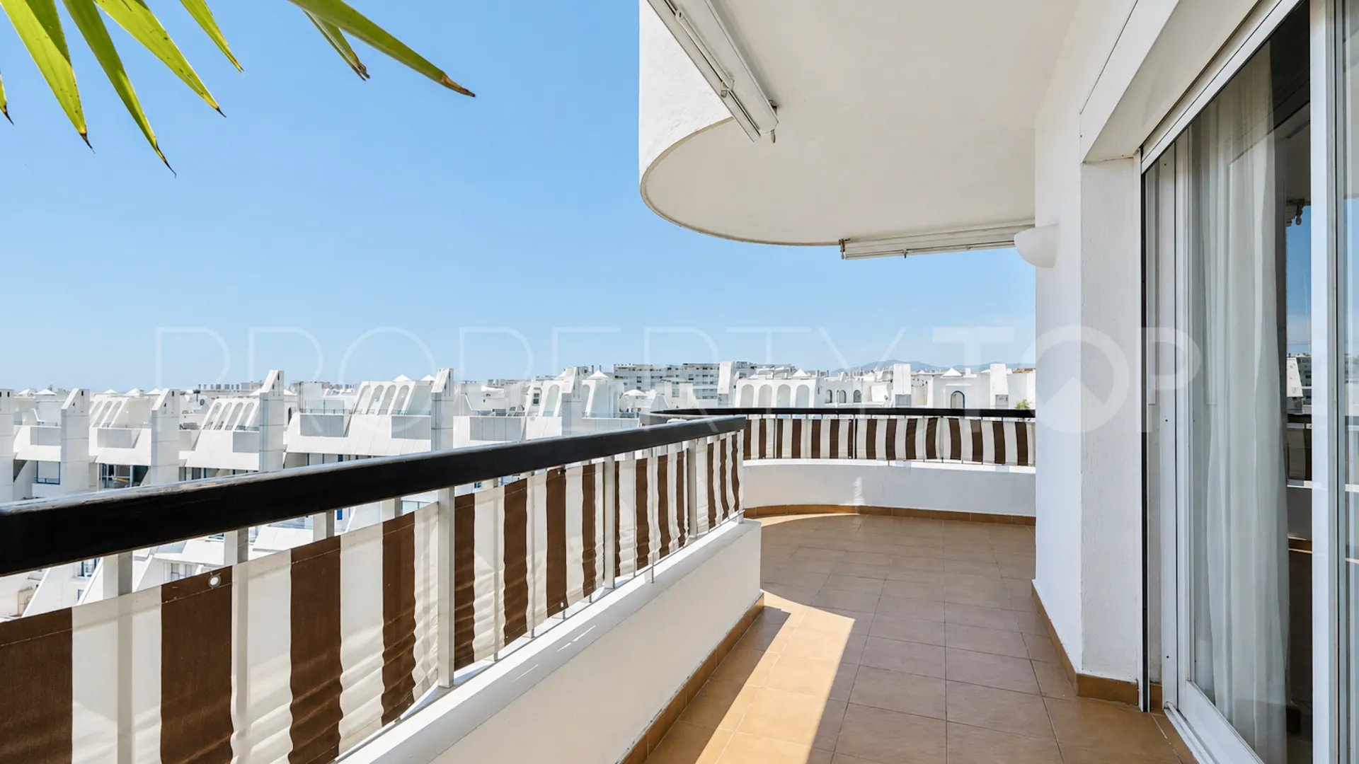 3 bedrooms penthouse in Marbella Centro for sale