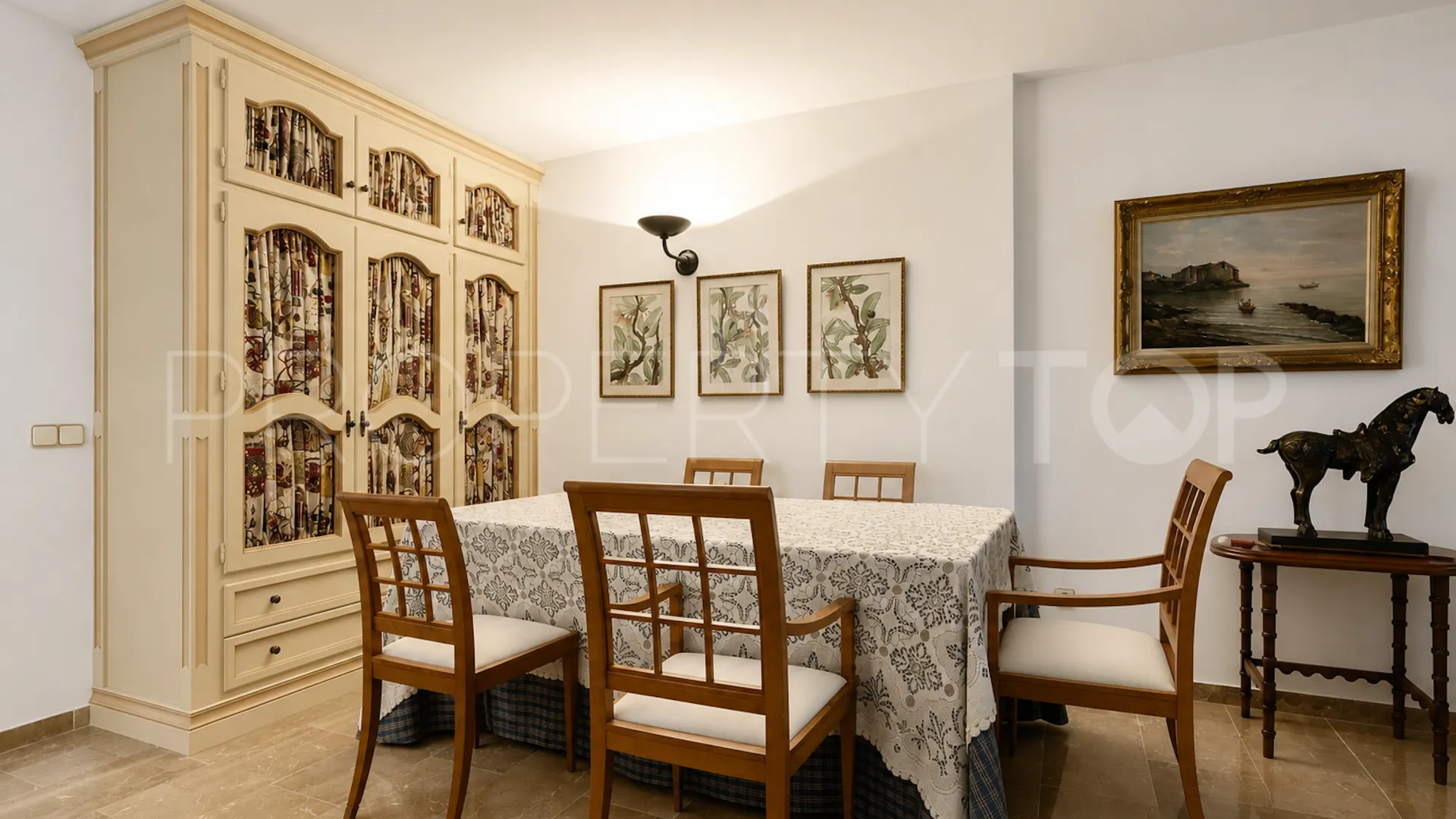 3 bedrooms penthouse in Marbella Centro for sale