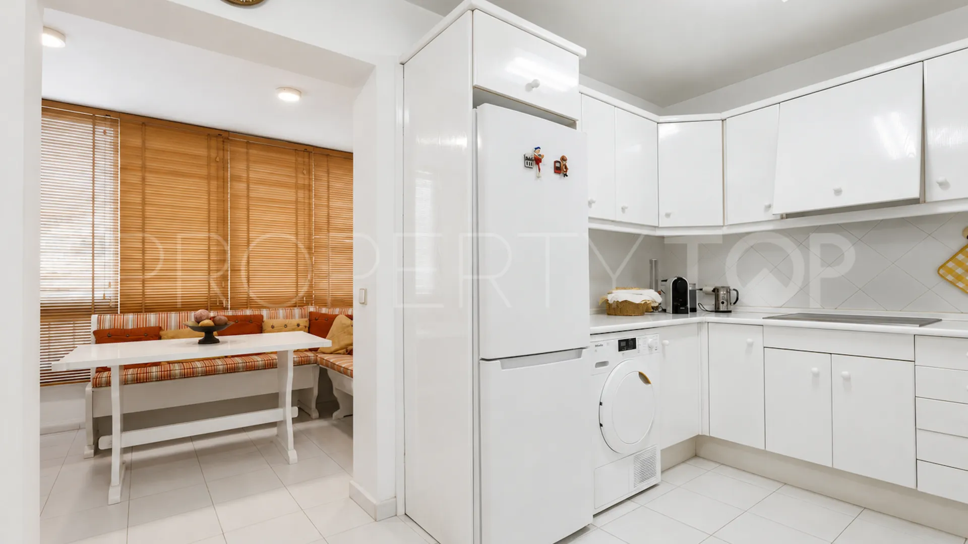 3 bedrooms penthouse in Marbella Centro for sale