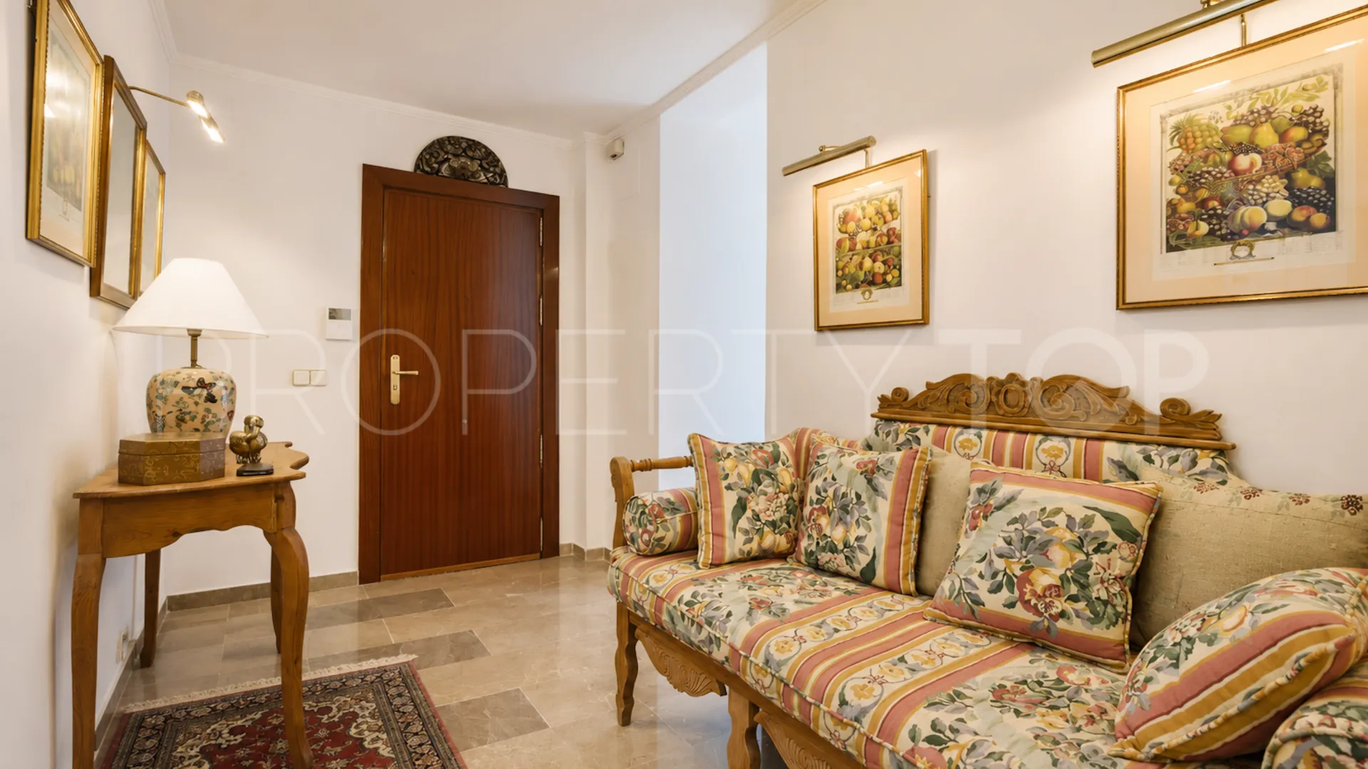 3 bedrooms penthouse in Marbella Centro for sale