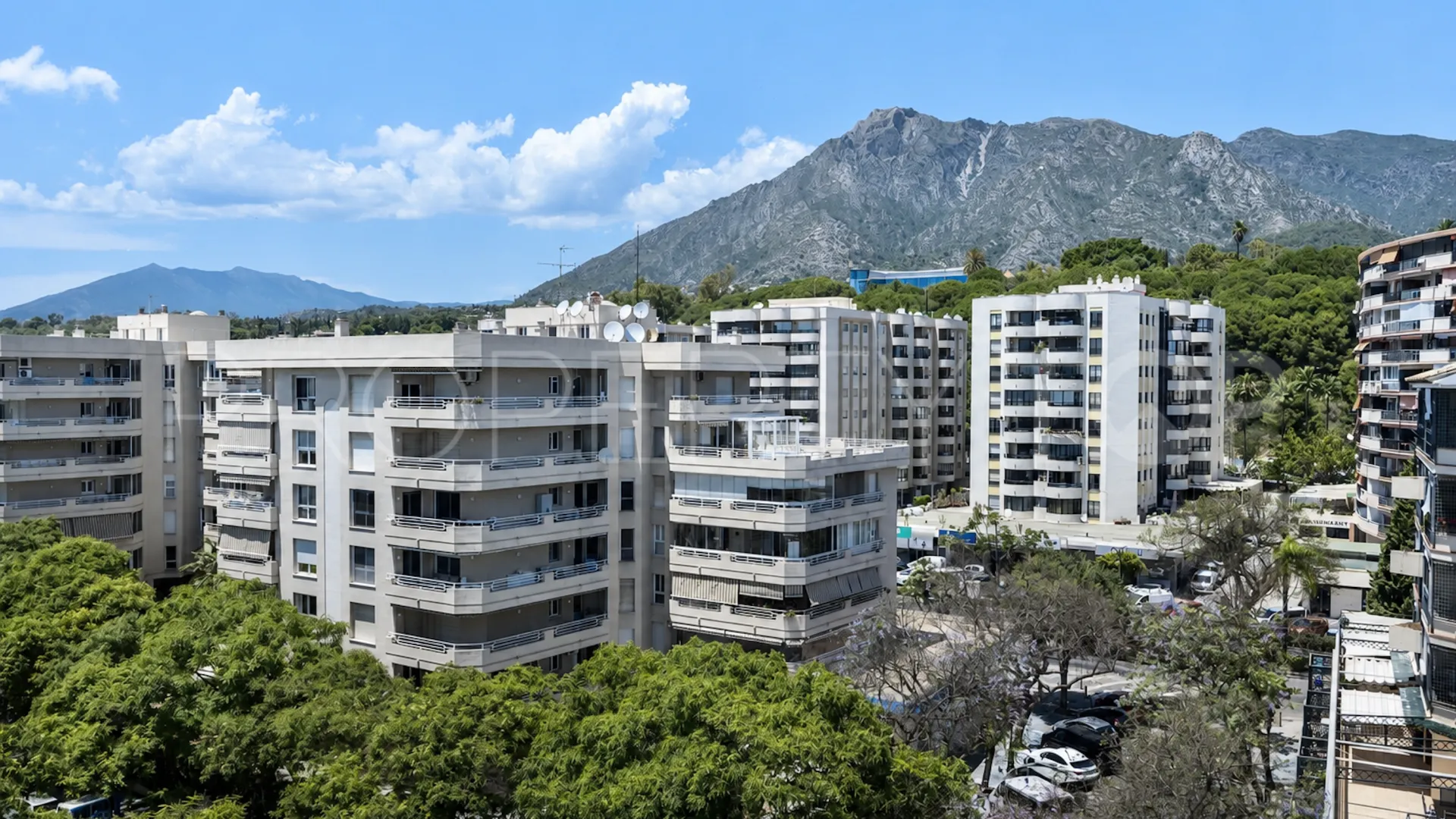 3 bedrooms penthouse in Marbella Centro for sale