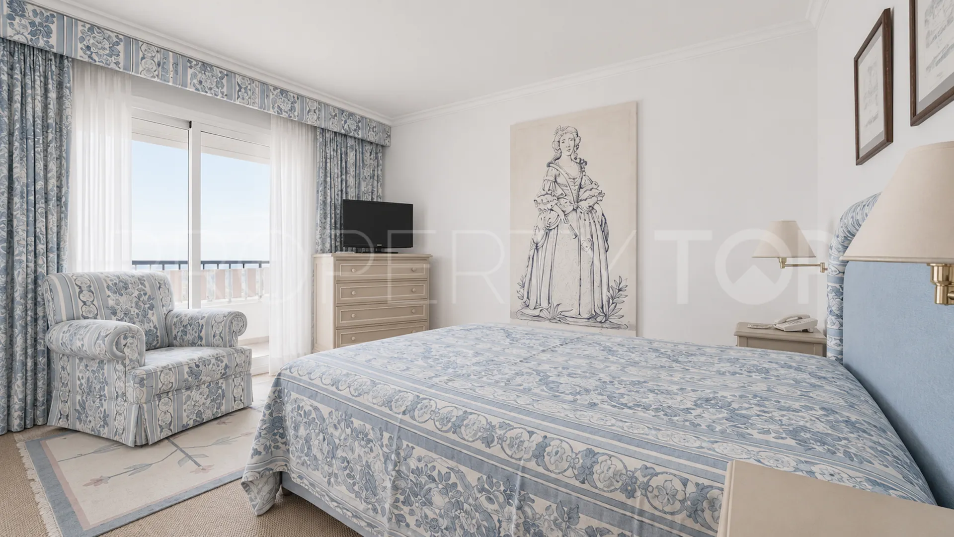 3 bedrooms penthouse in Marbella Centro for sale