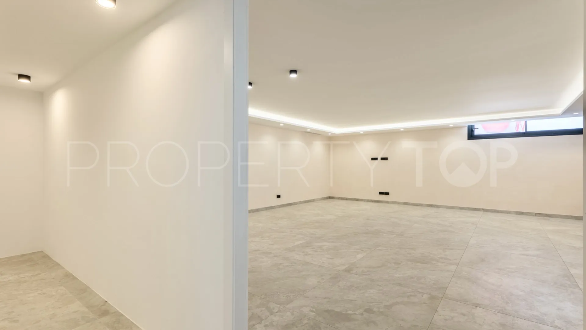 Sierrezuela 2 bedrooms villa for sale