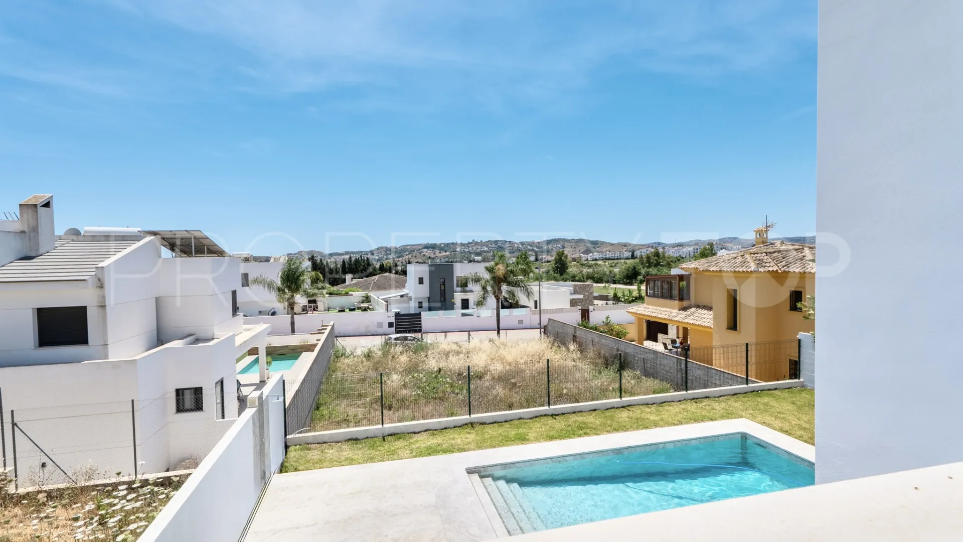 Sierrezuela 2 bedrooms villa for sale