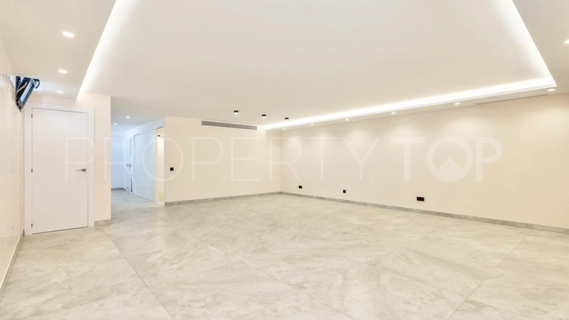 Sierrezuela 2 bedrooms villa for sale