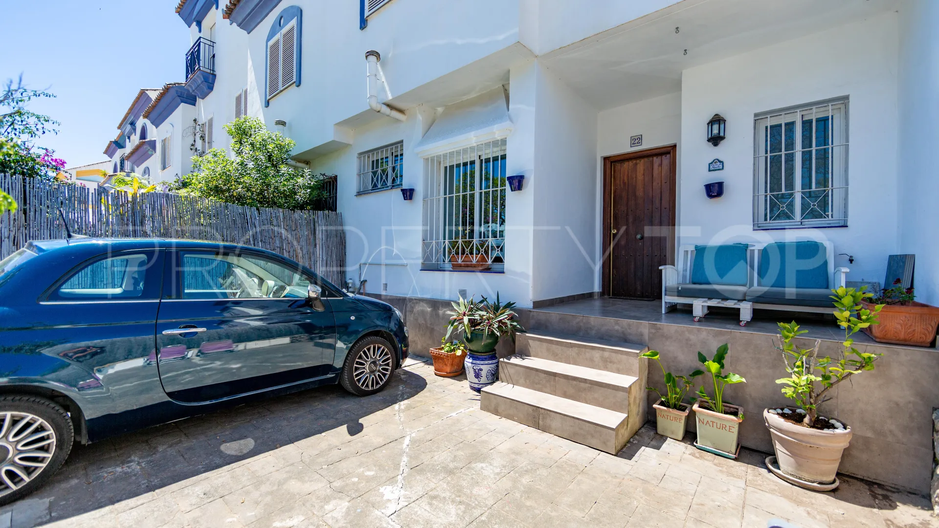 For sale town house in San Pedro de Alcantara with 5 bedrooms