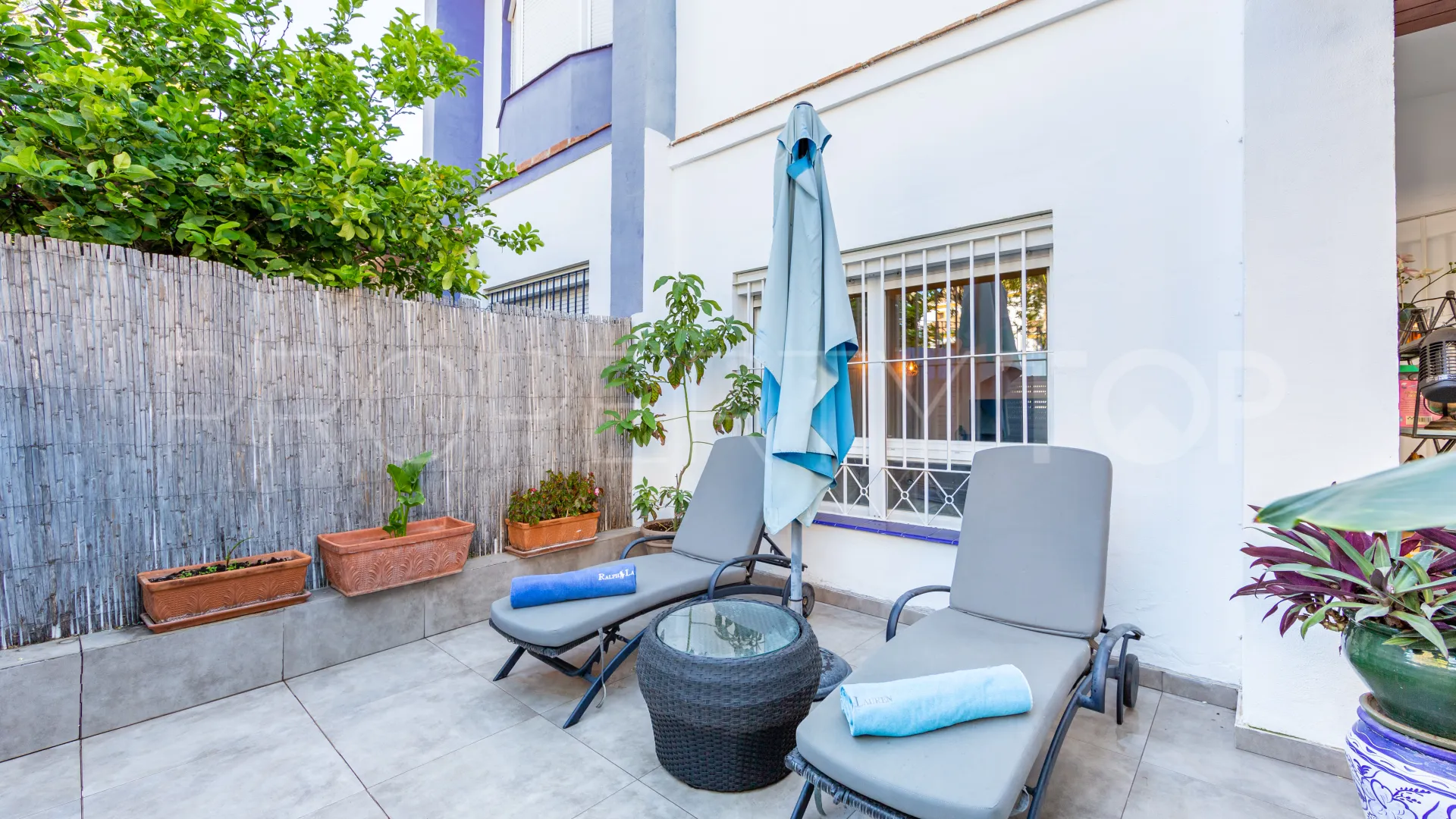 For sale town house in San Pedro de Alcantara with 5 bedrooms
