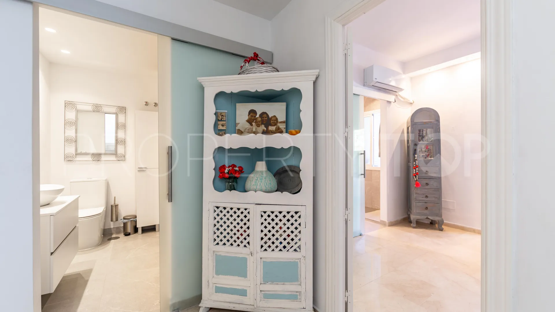 For sale town house in San Pedro de Alcantara with 5 bedrooms
