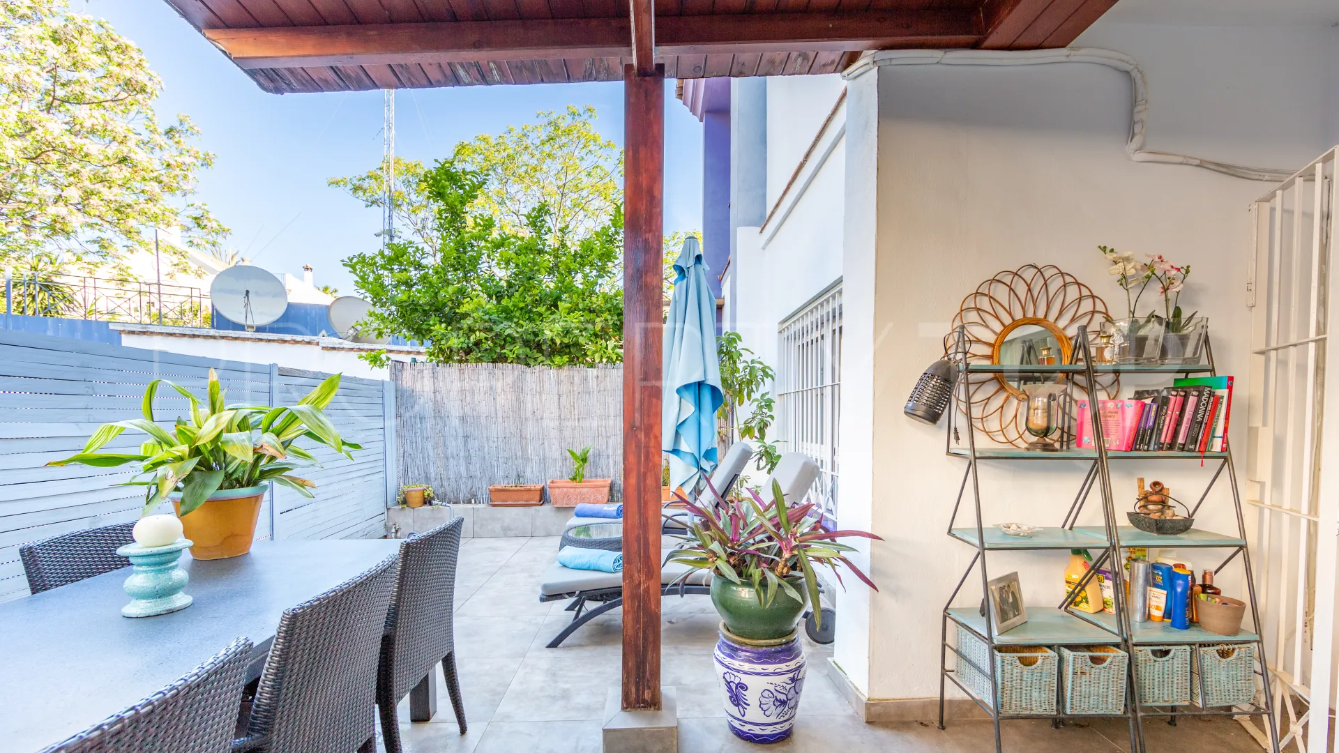 For sale town house in San Pedro de Alcantara with 5 bedrooms