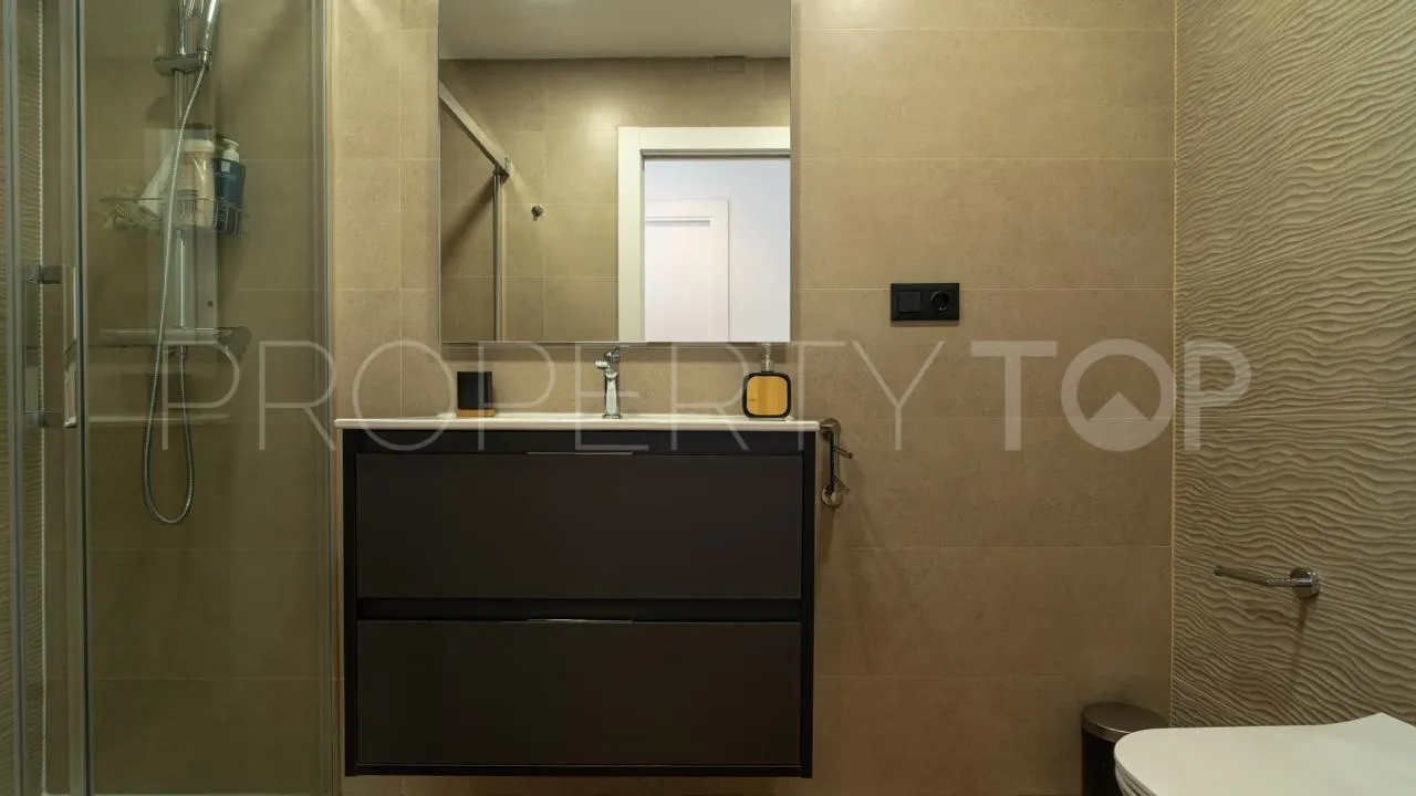 For sale Malaga - Este apartment