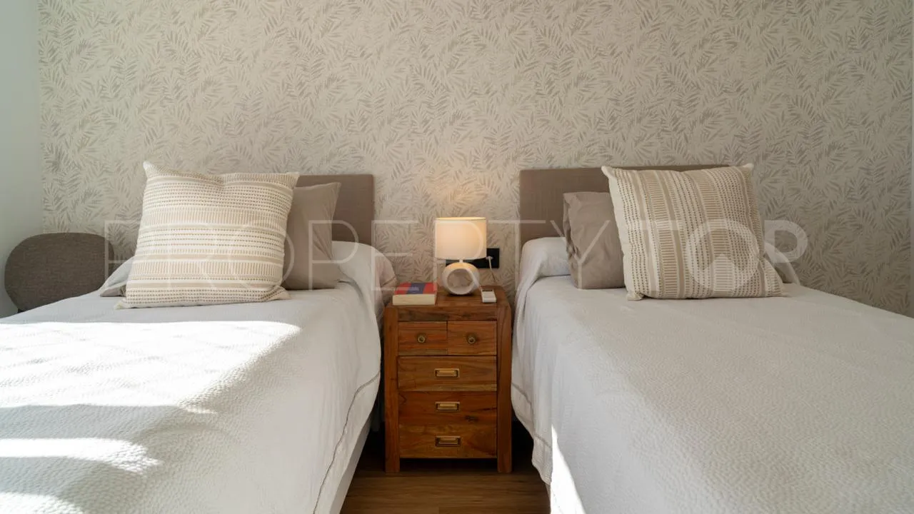For sale Malaga - Este apartment