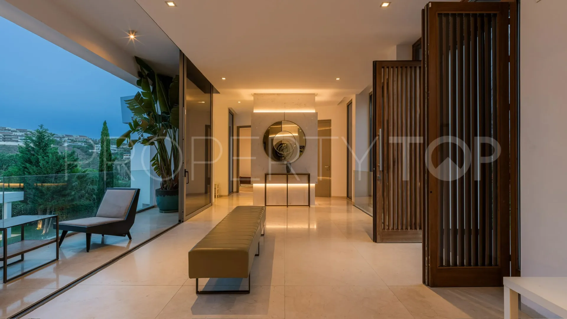 Villa en venta en Los Flamingos Golf de 6 dormitorios