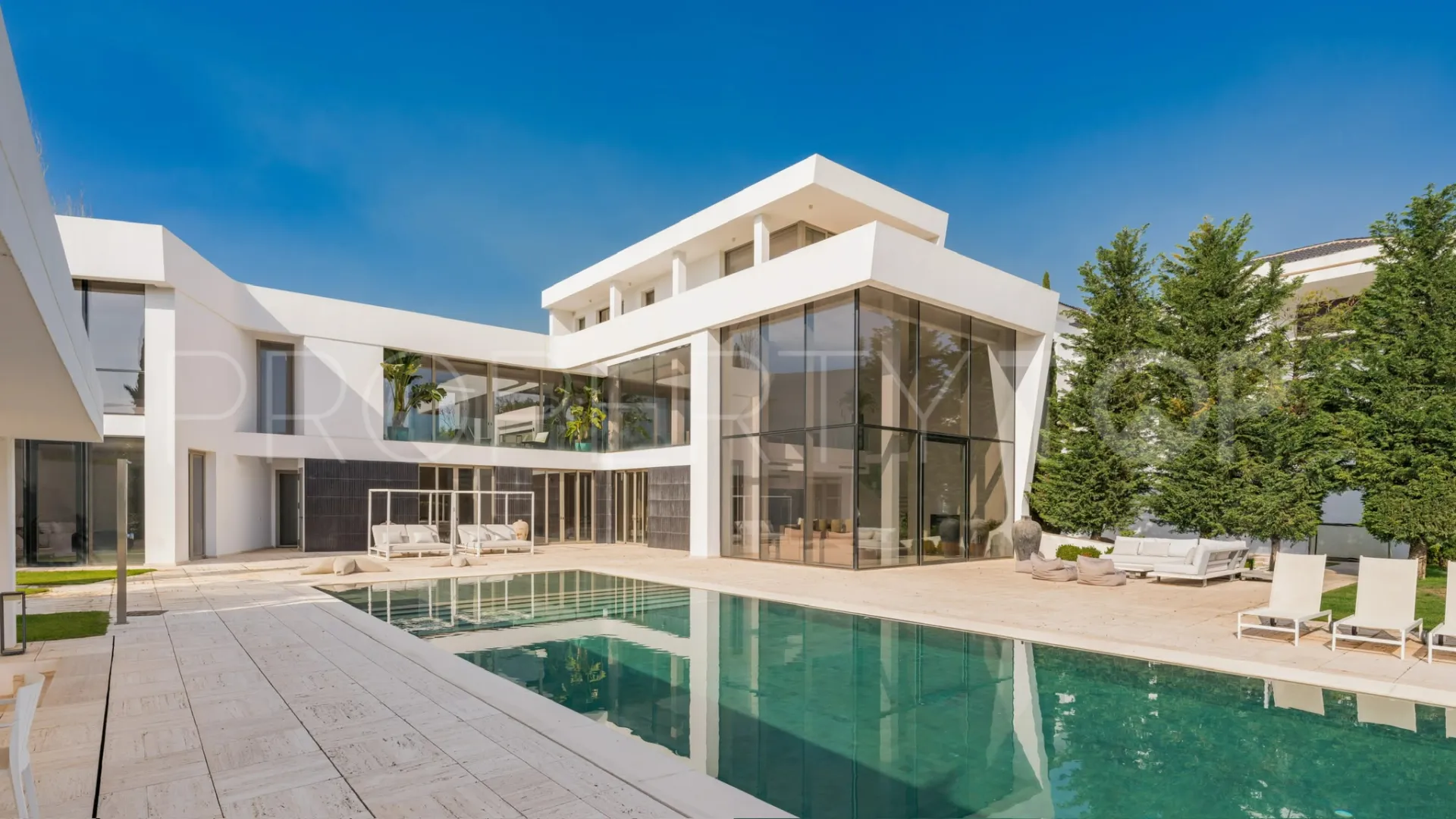Villa en venta en Los Flamingos Golf de 6 dormitorios