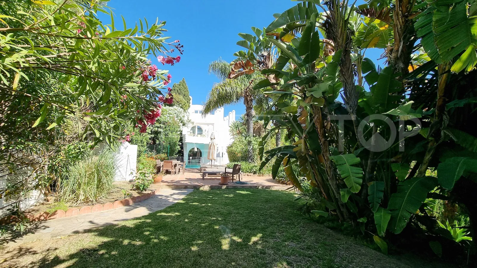 Adosado en venta en Marbella Golden Mile