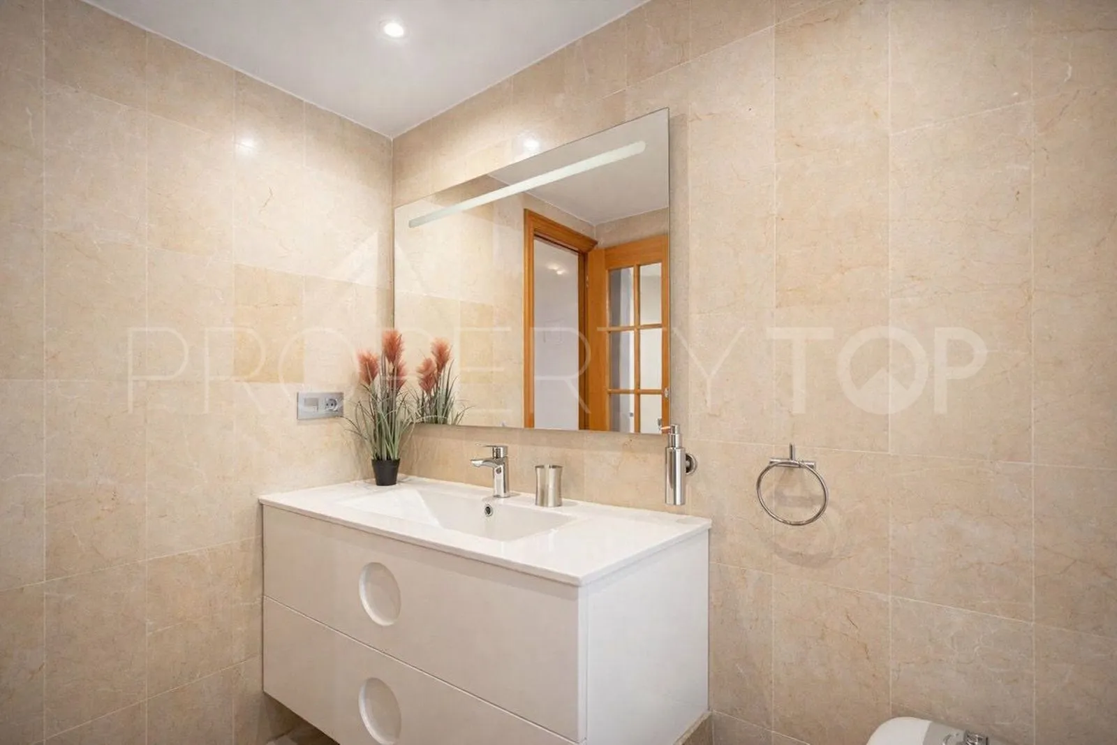 2 bedrooms apartment for sale in Guadalmina Alta