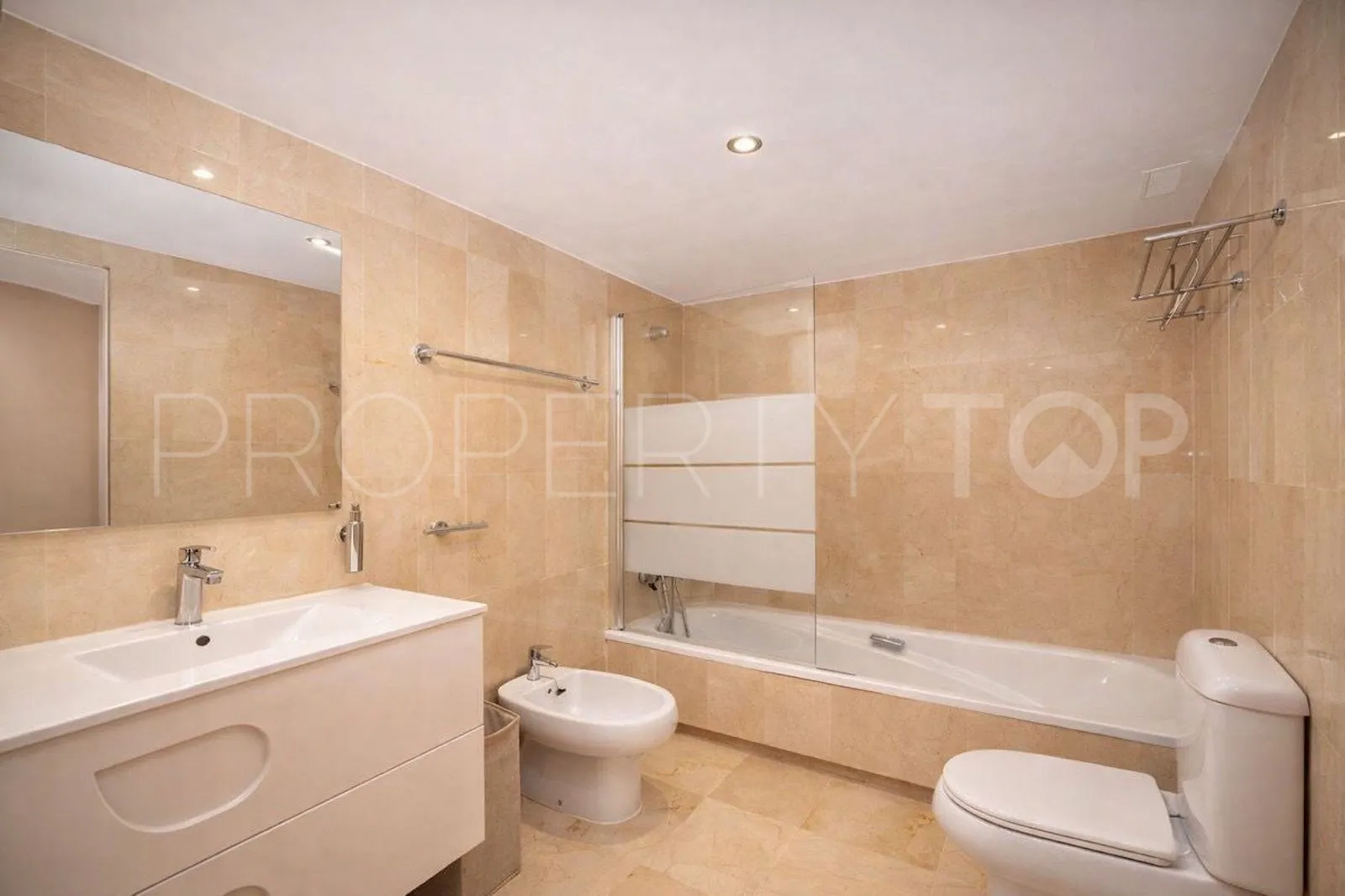 2 bedrooms apartment for sale in Guadalmina Alta