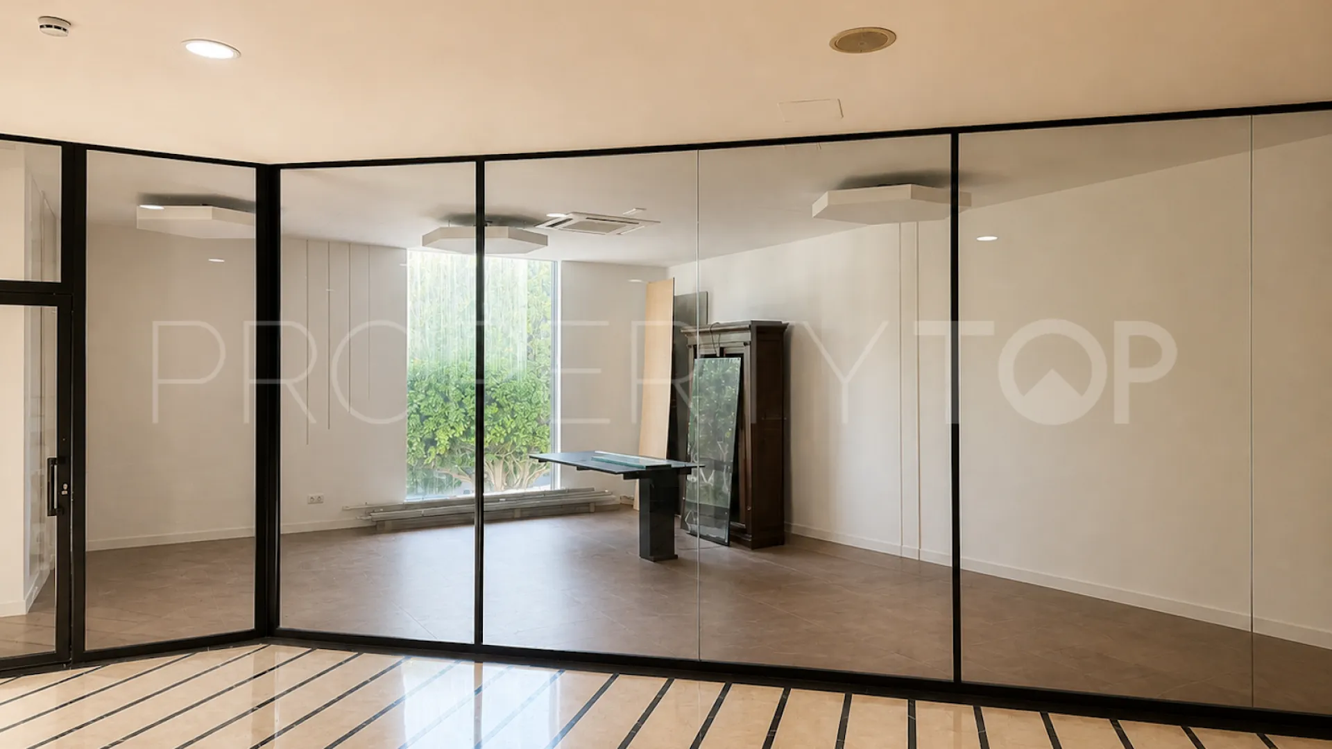 Oficina en venta en Marbella - Puerto Banus