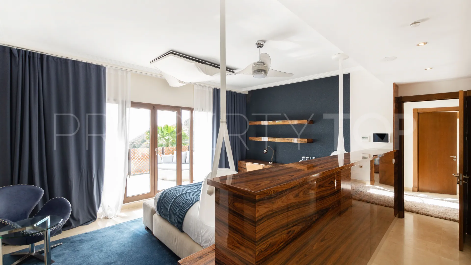 Villa en venta con 5 dormitorios en Benahavis Hills Country Club