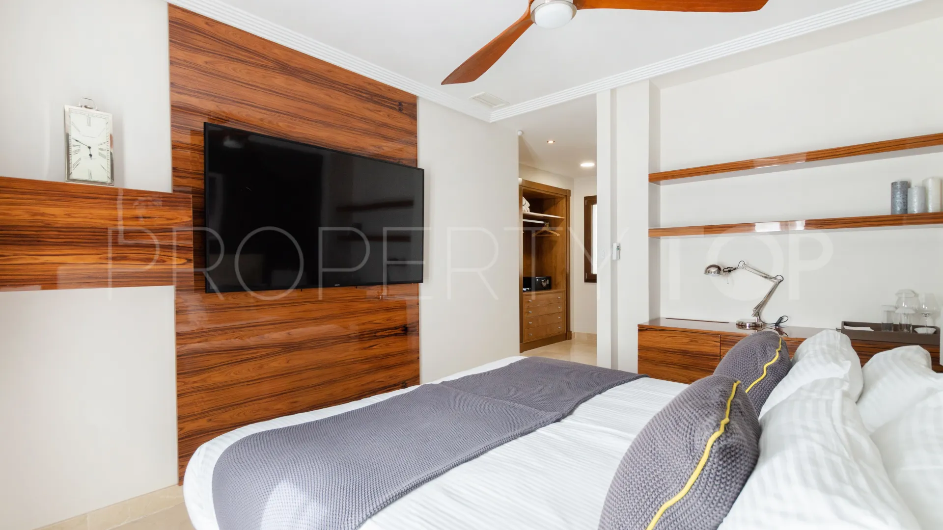 Villa en venta con 5 dormitorios en Benahavis Hills Country Club
