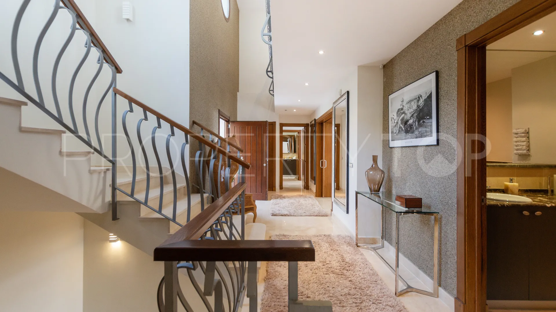 Villa en venta con 5 dormitorios en Benahavis Hills Country Club