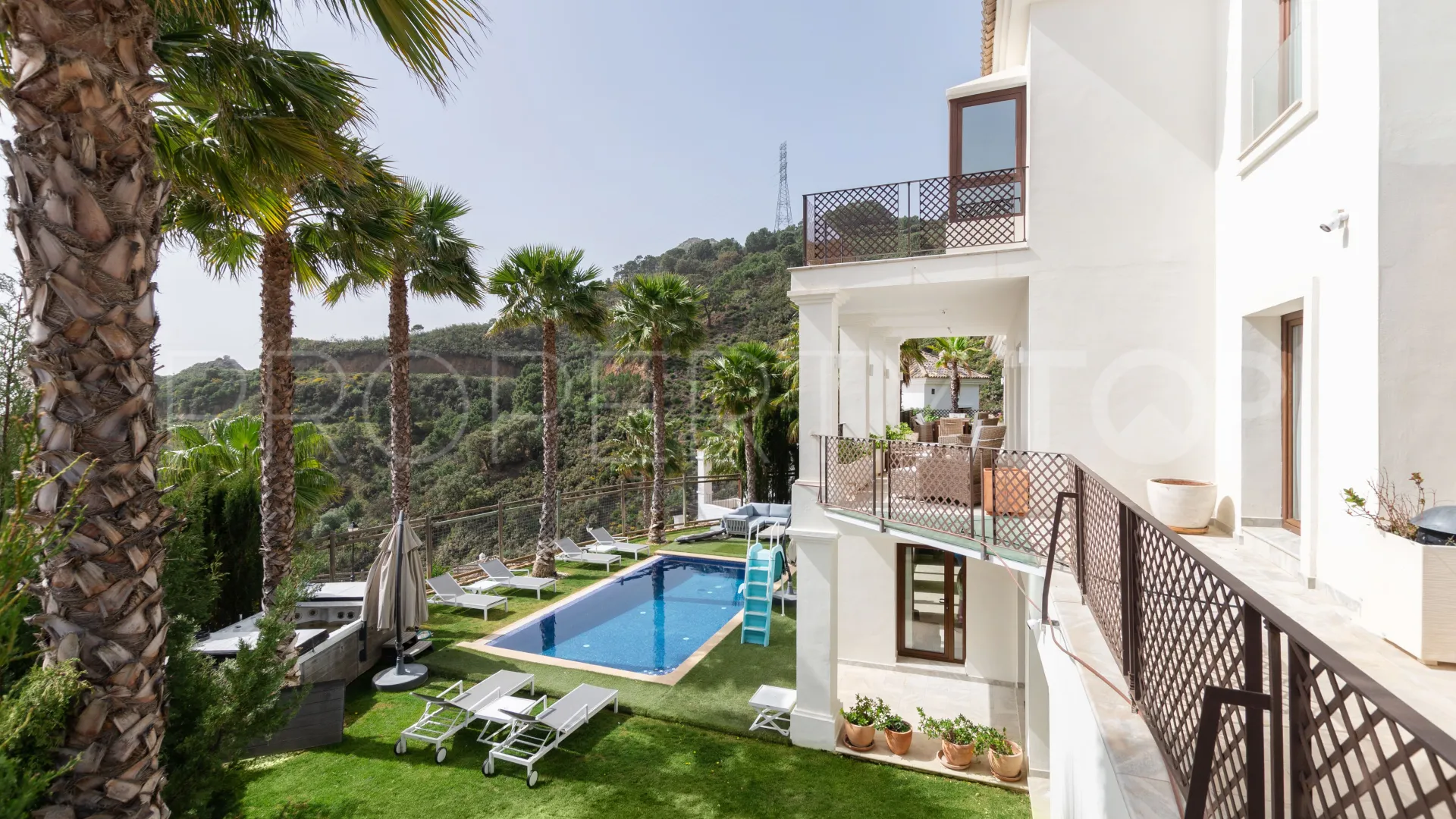 Villa en venta con 5 dormitorios en Benahavis Hills Country Club