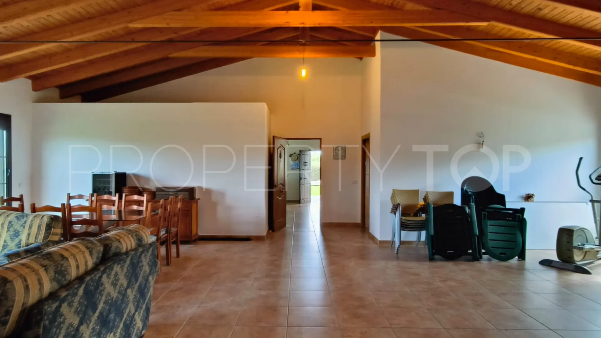 For sale country house in La Alberdina with 3 bedrooms