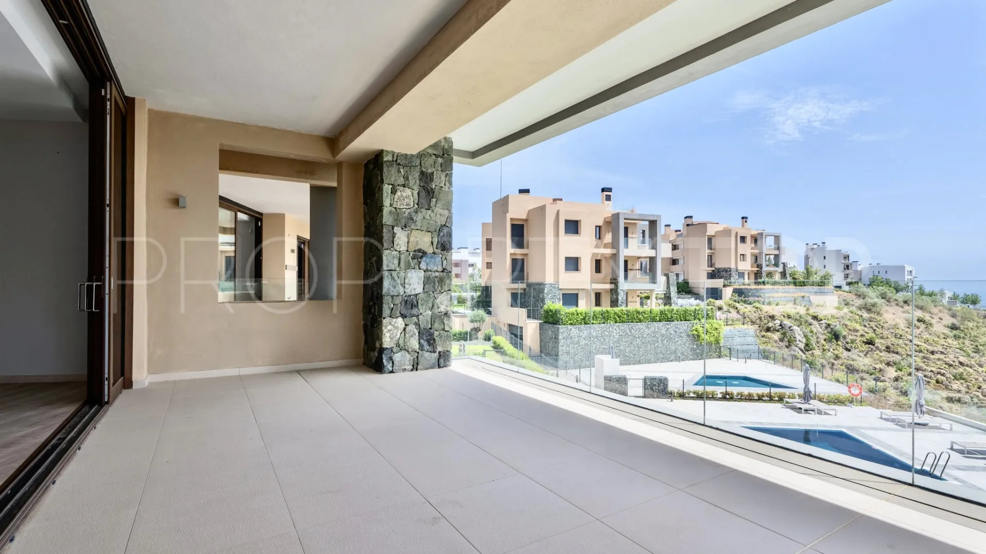Comprar apartamento en La Quinta