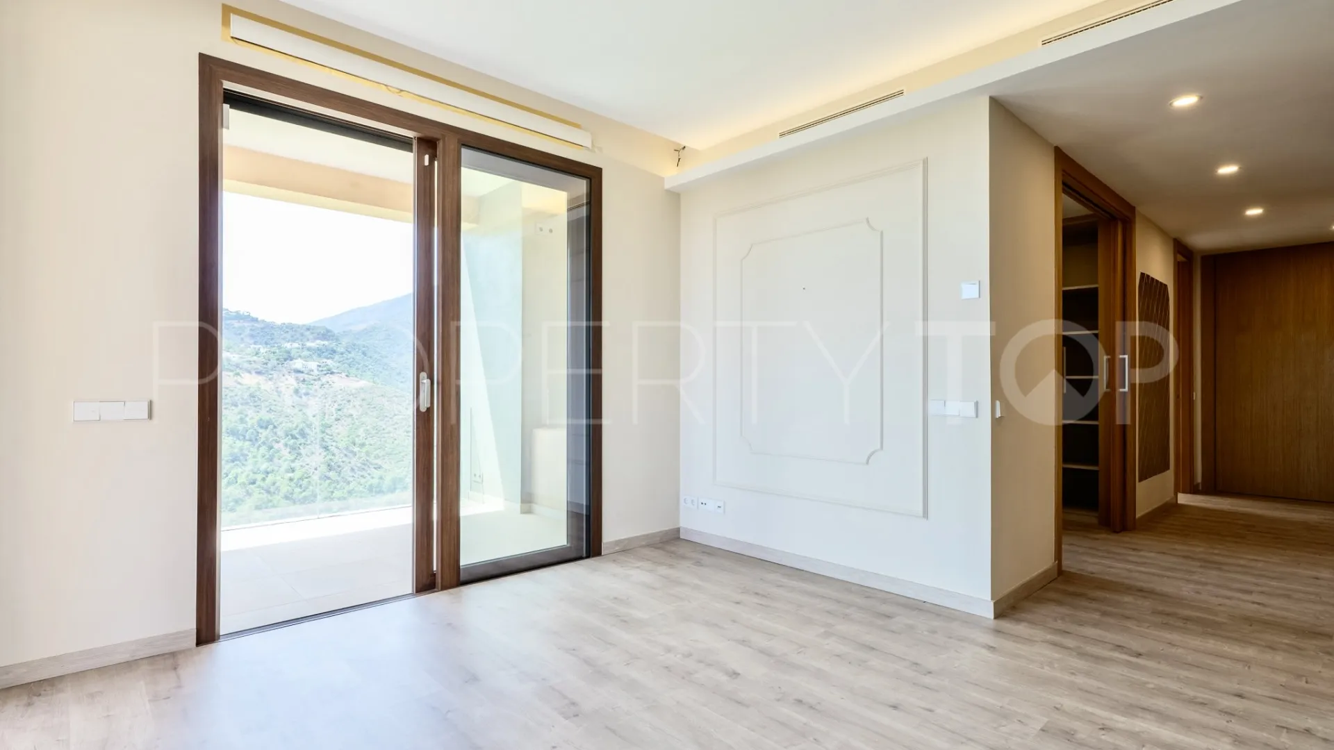 Comprar apartamento en La Quinta
