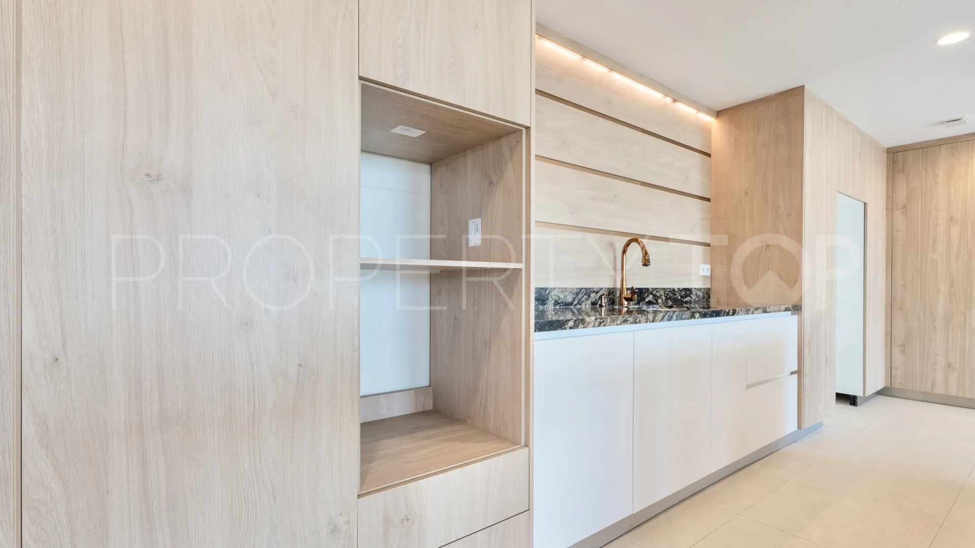 Comprar apartamento en La Quinta