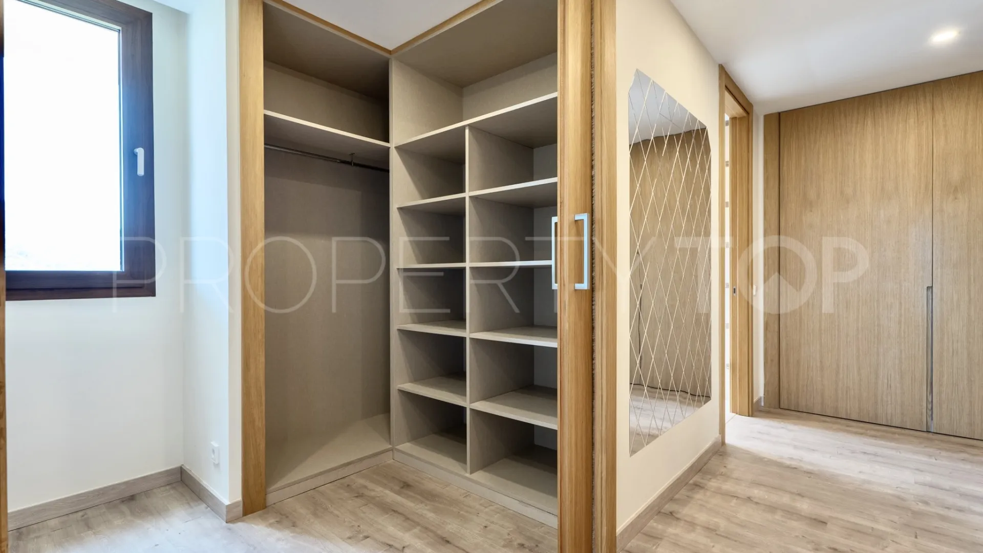 Comprar apartamento en La Quinta