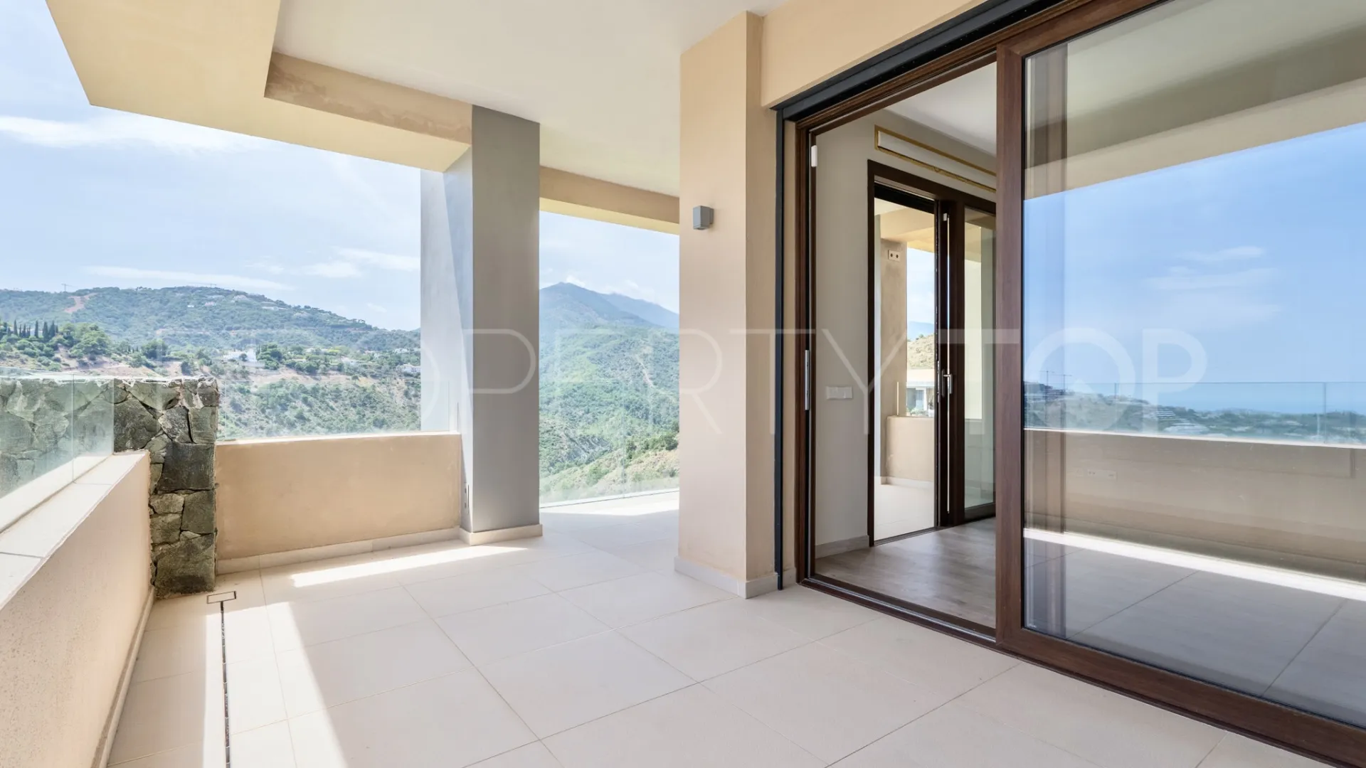Comprar apartamento en La Quinta