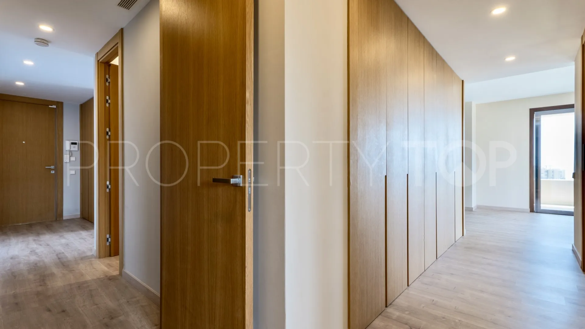 Comprar apartamento en La Quinta