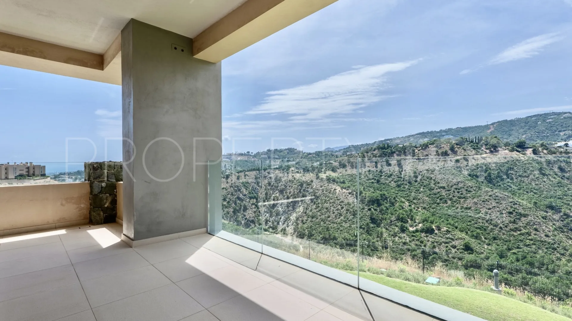 Comprar apartamento en La Quinta
