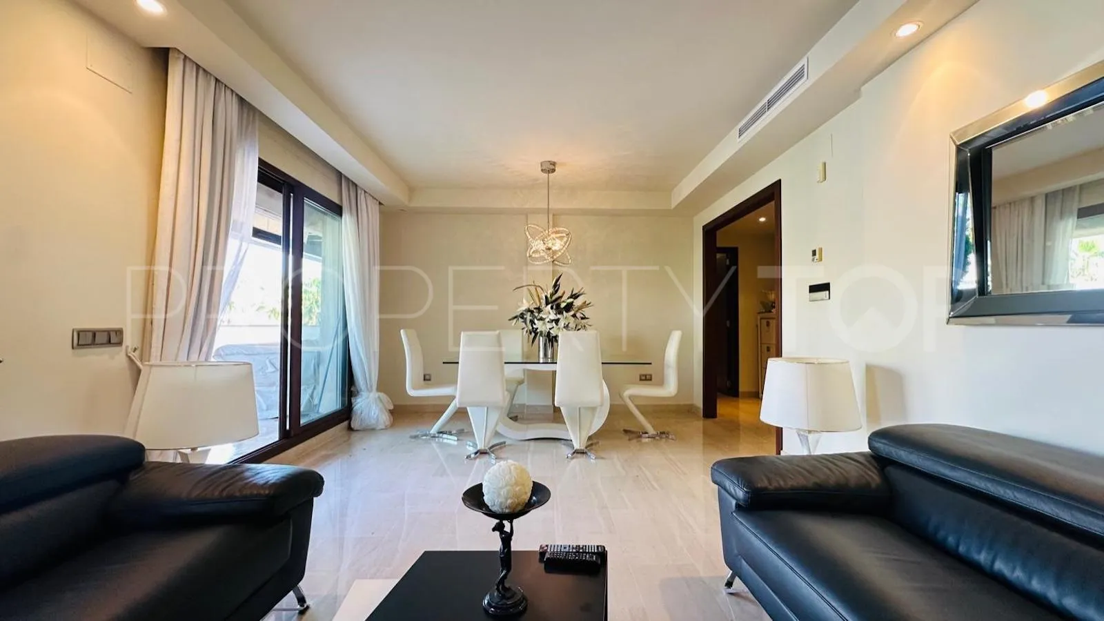 Nueva Andalucia, duplex en venta
