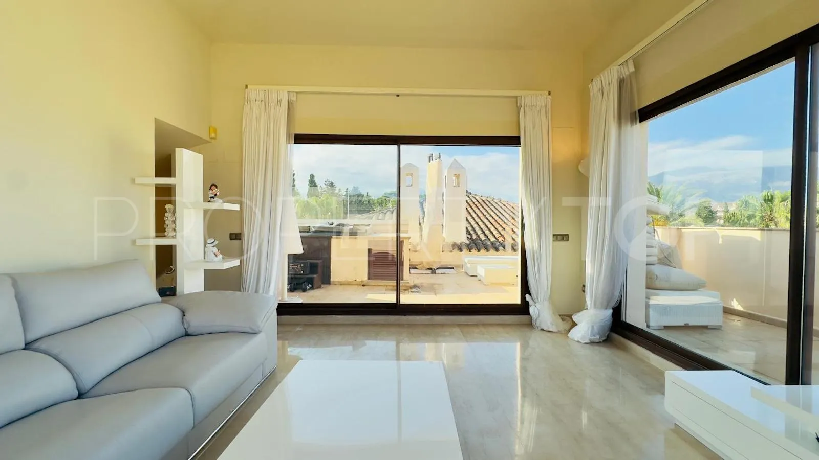 Nueva Andalucia, duplex en venta