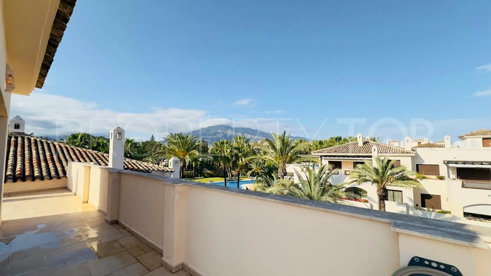 Nueva Andalucia, duplex en venta