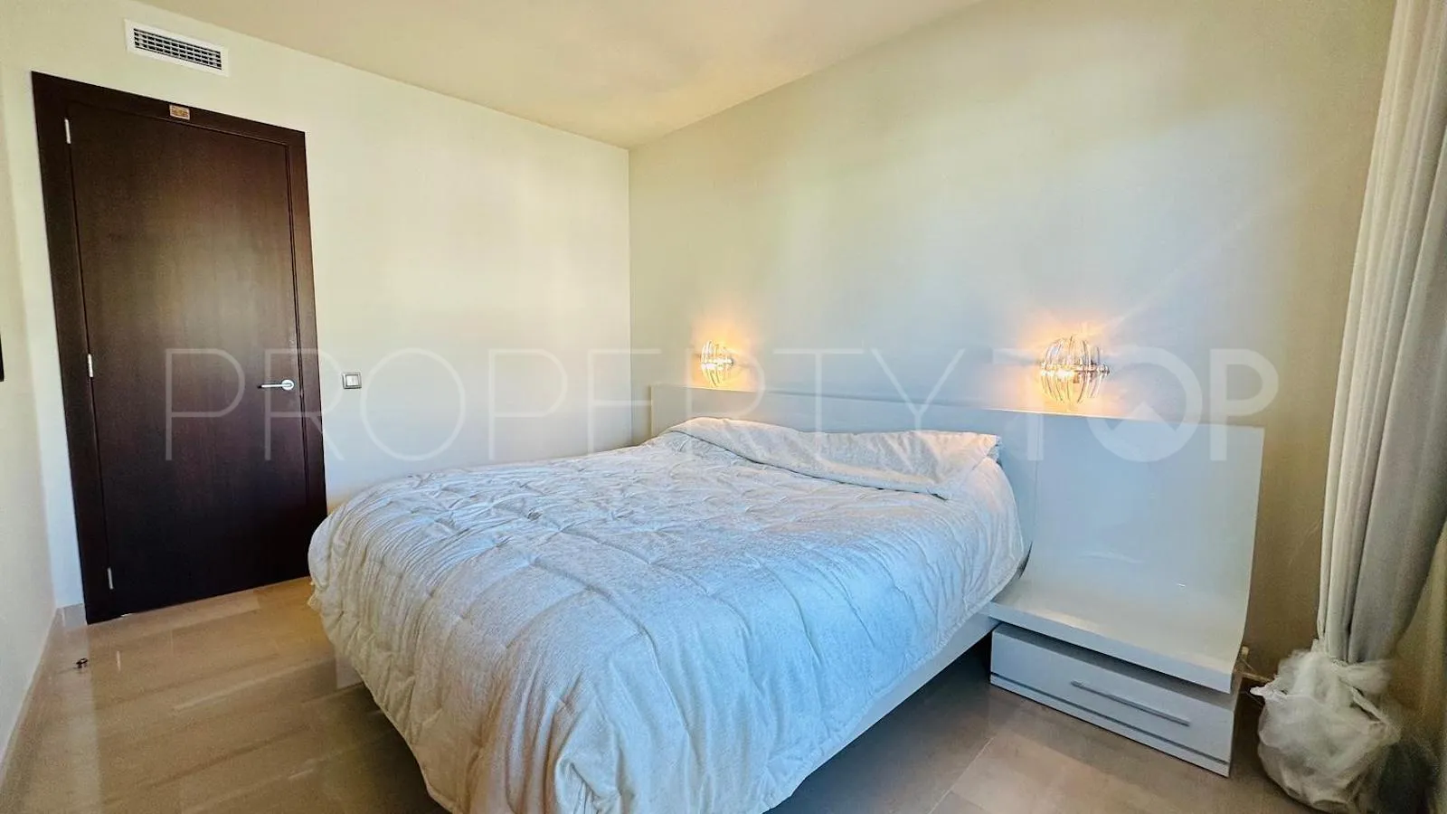 Nueva Andalucia, duplex en venta
