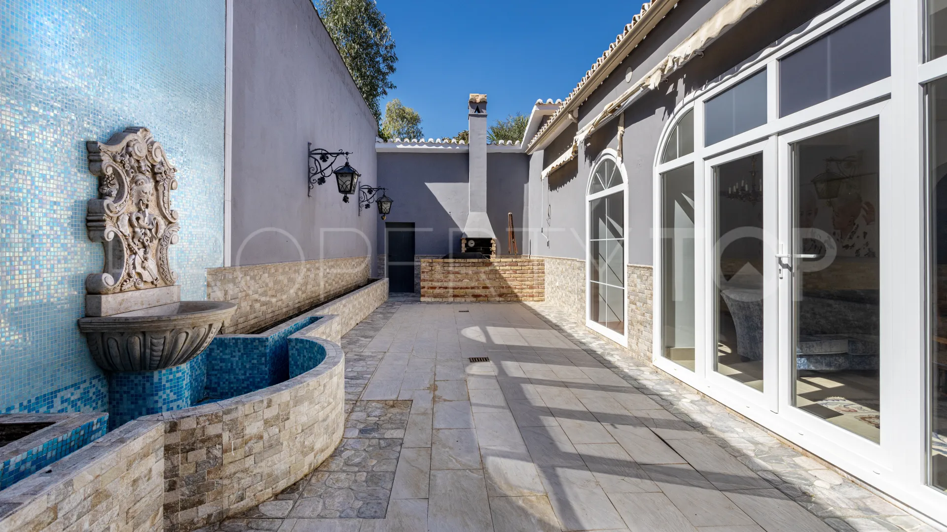 Villa de 5 dormitorios en venta en Fuente del Espanto