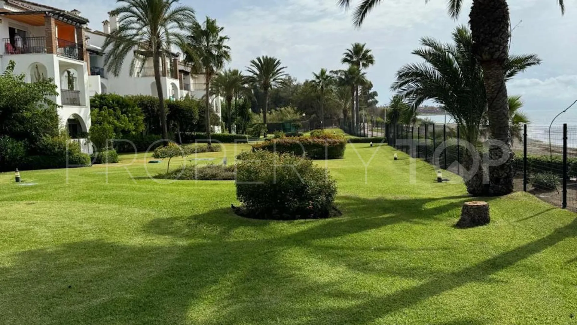 Apartment for sale in Hacienda Beach