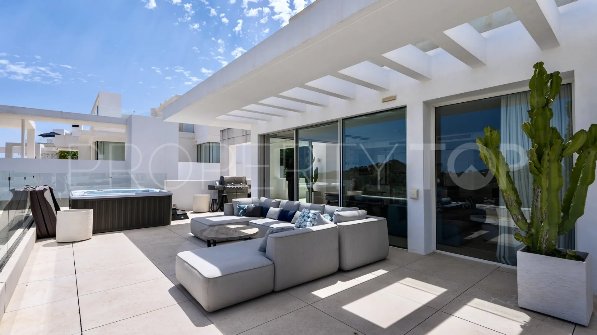 Palo Alto, atico duplex en venta con 3 dormitorios