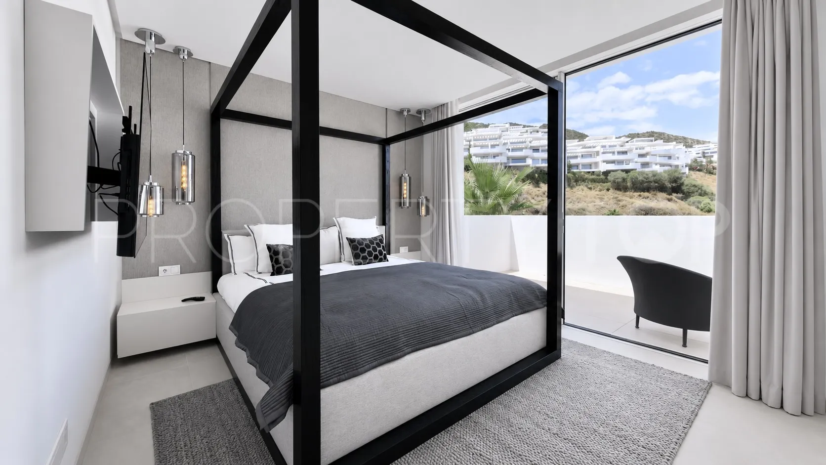 Palo Alto, atico duplex en venta con 3 dormitorios