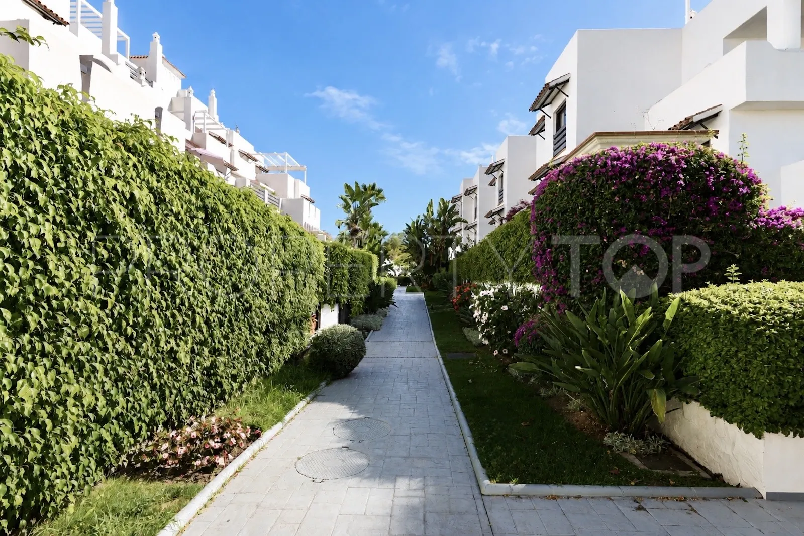 Apartment for sale in Selwo with 2 bedrooms