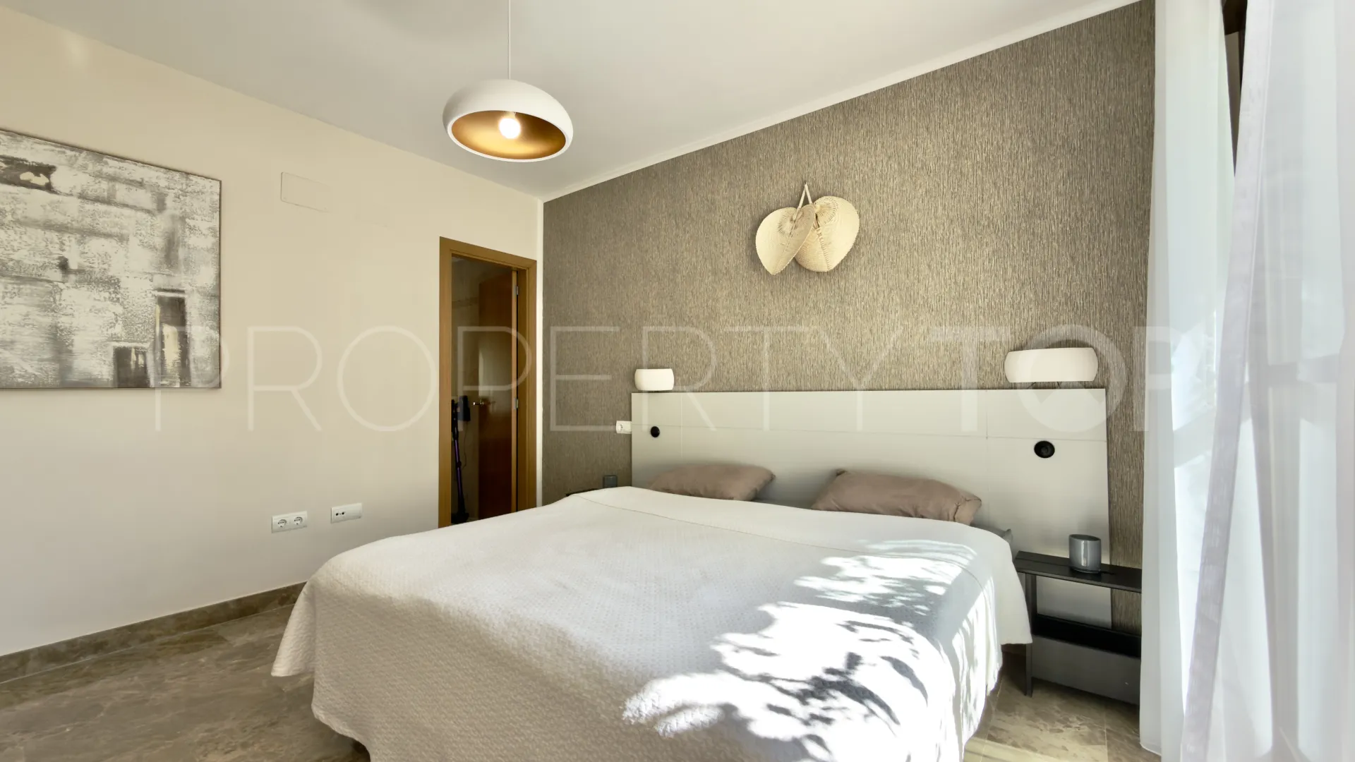 Apartment for sale in Selwo with 2 bedrooms