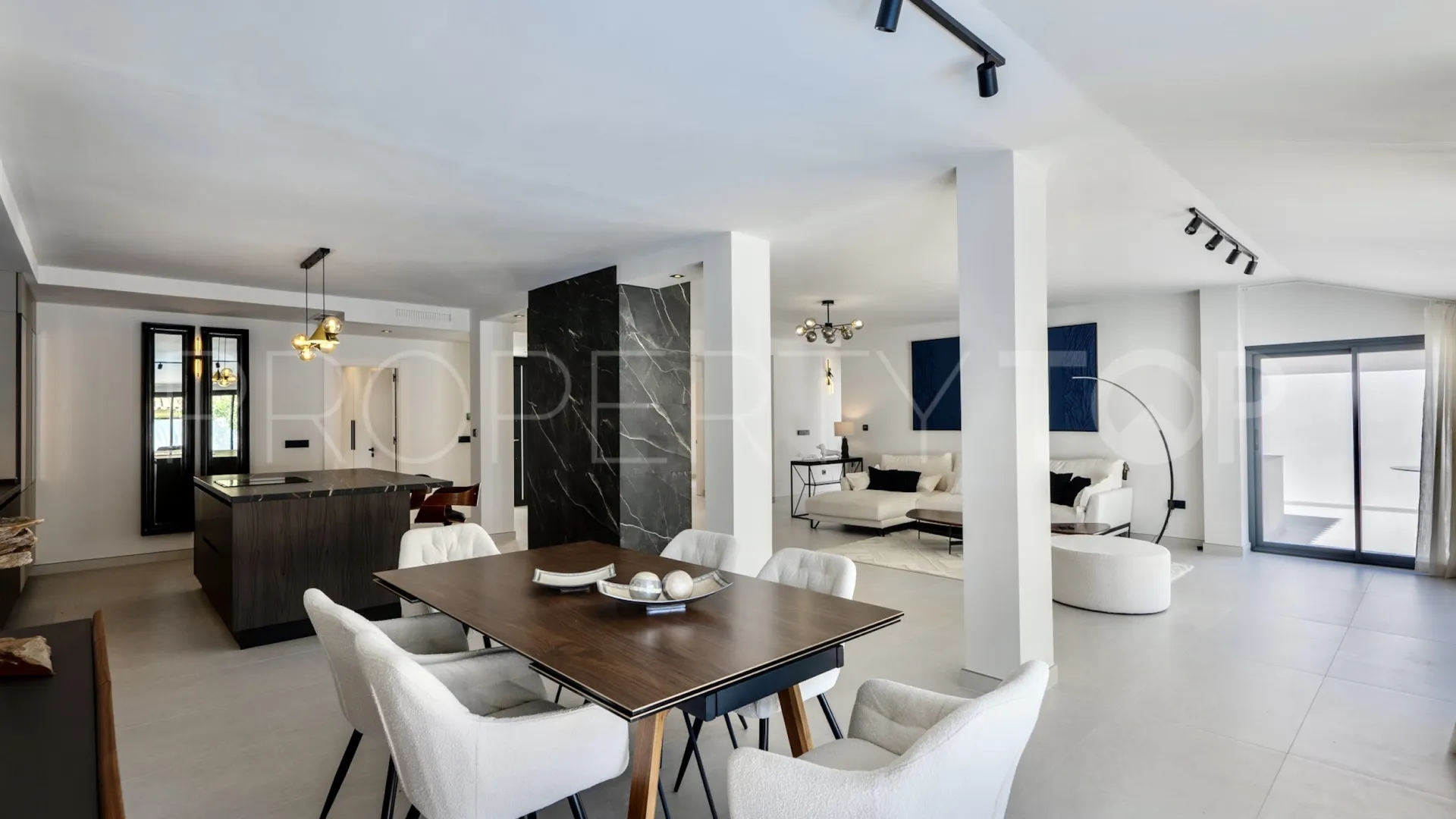 Altos del Rodeo, villa en venta de 6 dormitorios
