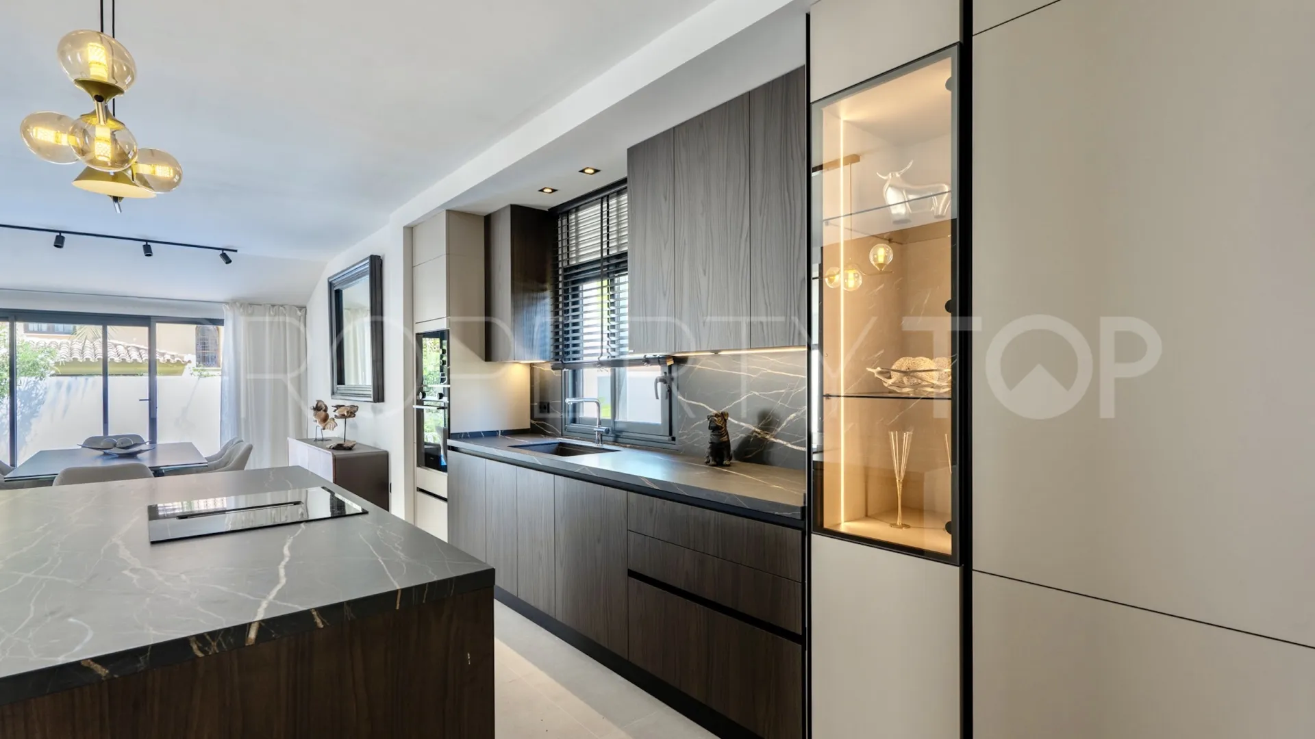 Altos del Rodeo, villa en venta de 6 dormitorios