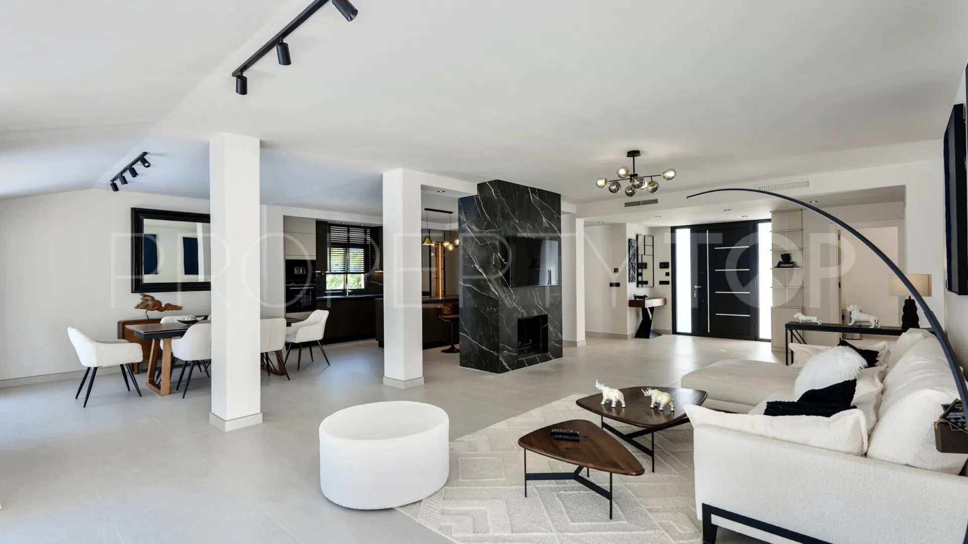 Altos del Rodeo, villa en venta de 6 dormitorios