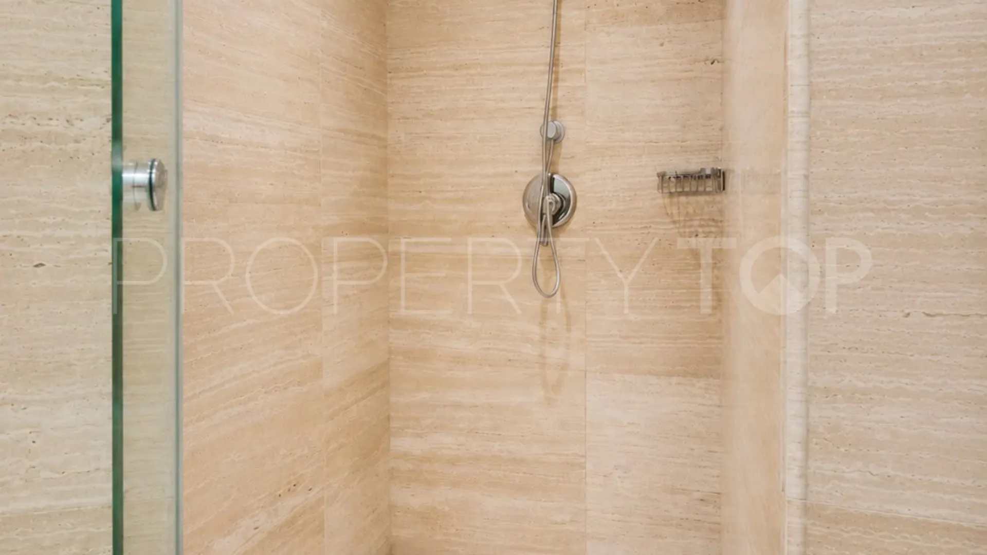 For sale Montebello Hills apartment
