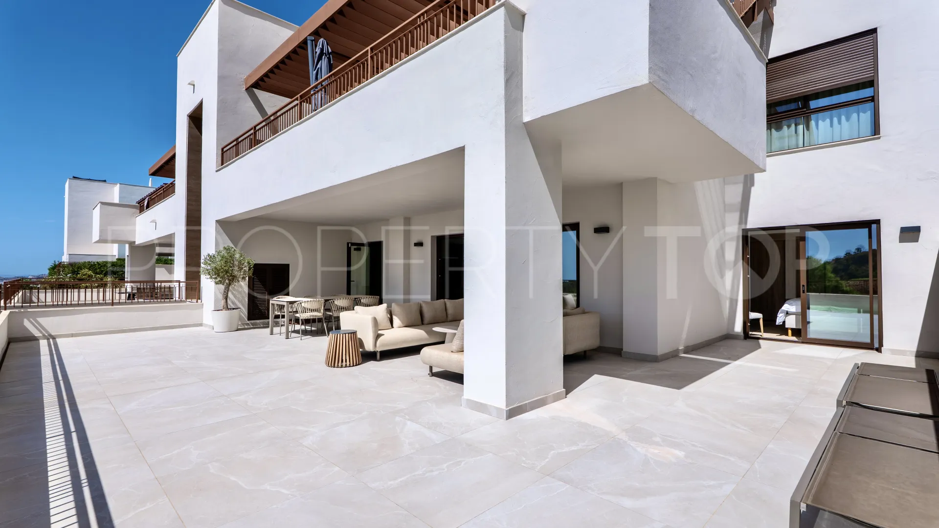 Apartamento planta baja en venta en Almazara Hills