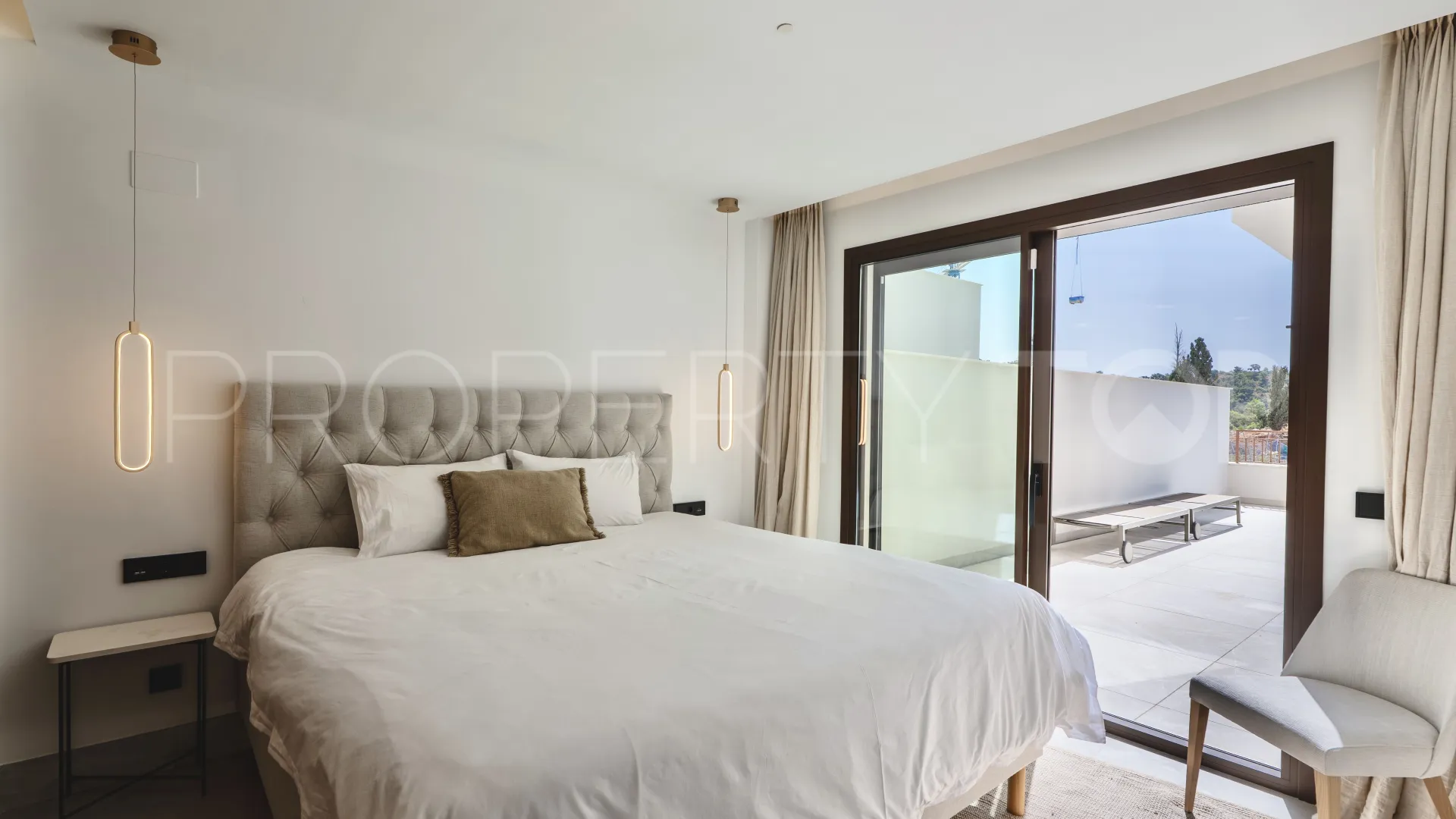 Apartamento planta baja en venta en Almazara Hills