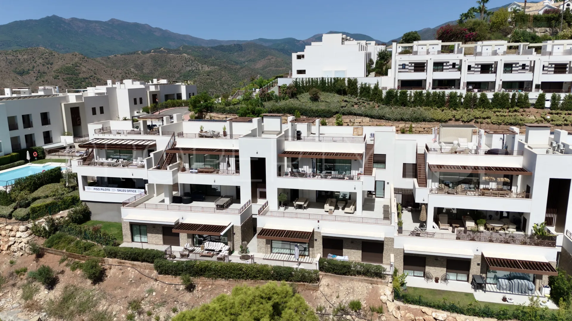 Apartamento planta baja en venta en Almazara Hills